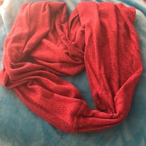 Winter loop scarf